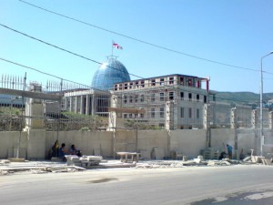 Saakashvilis palats under uppbyggnad i Tbilisi, Georgien.